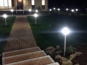 Установка уличных светильников в Евпатории
